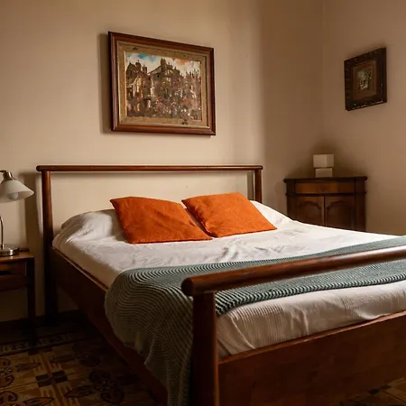 Zen Zone Guest house *